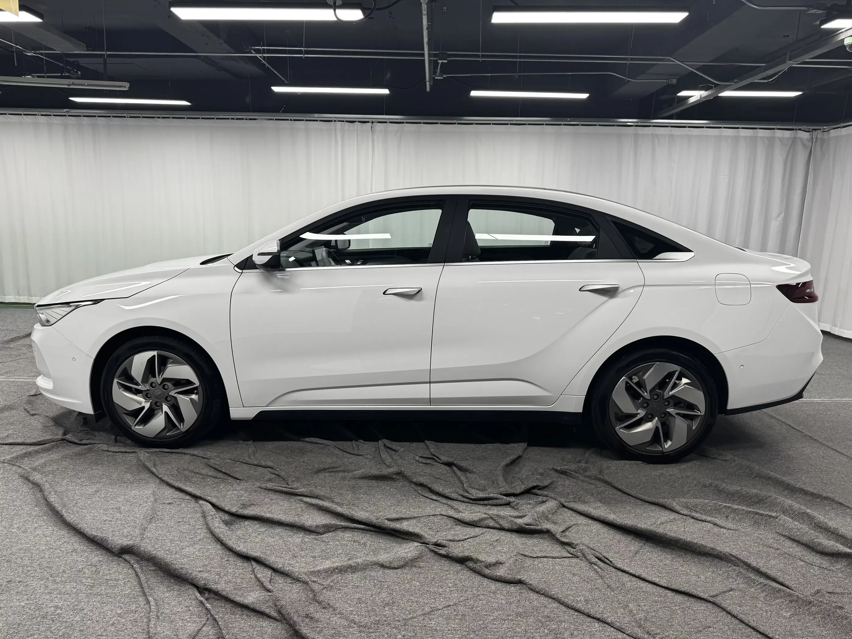 Geely Geometry A