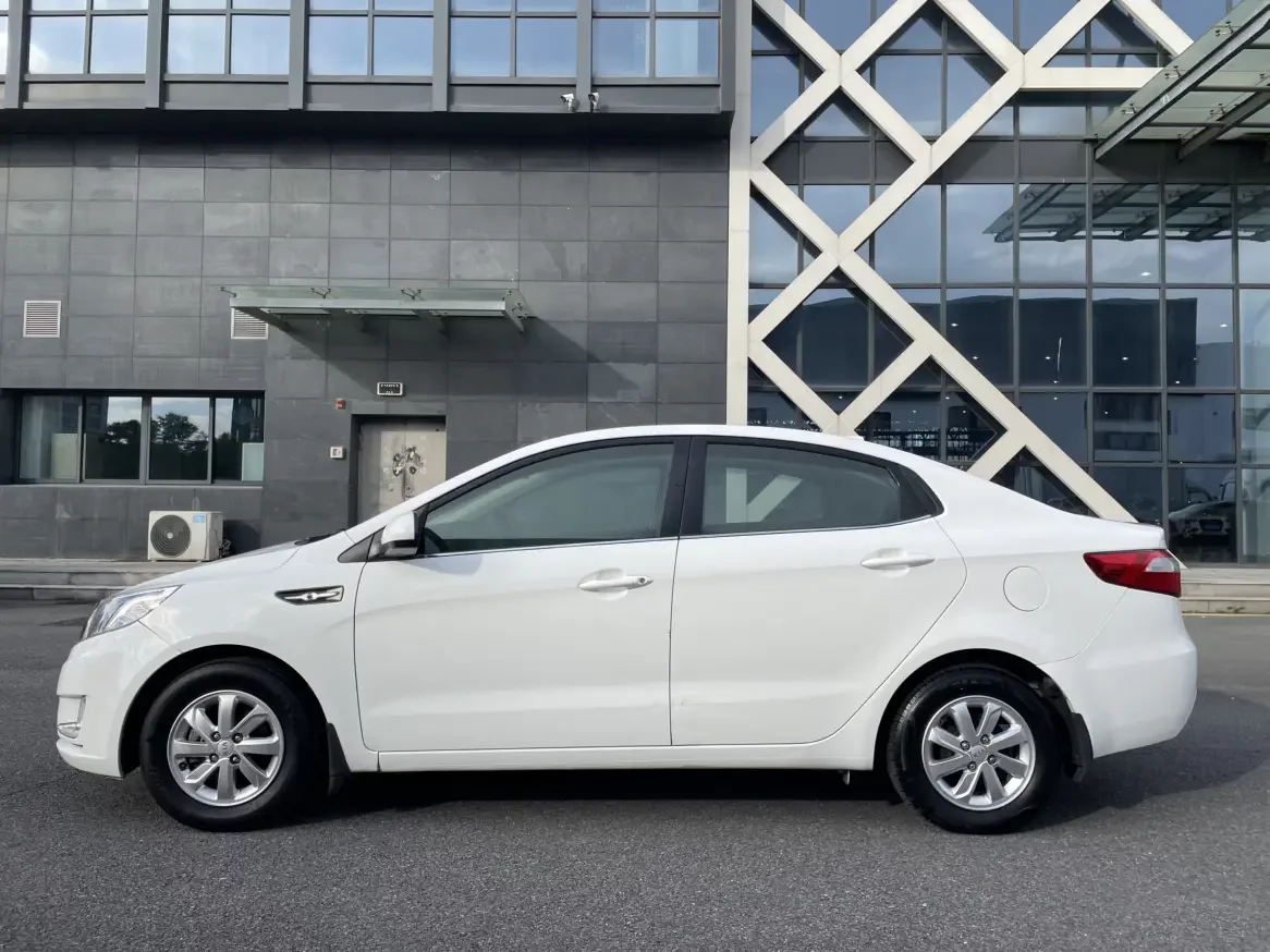 Kia K2
