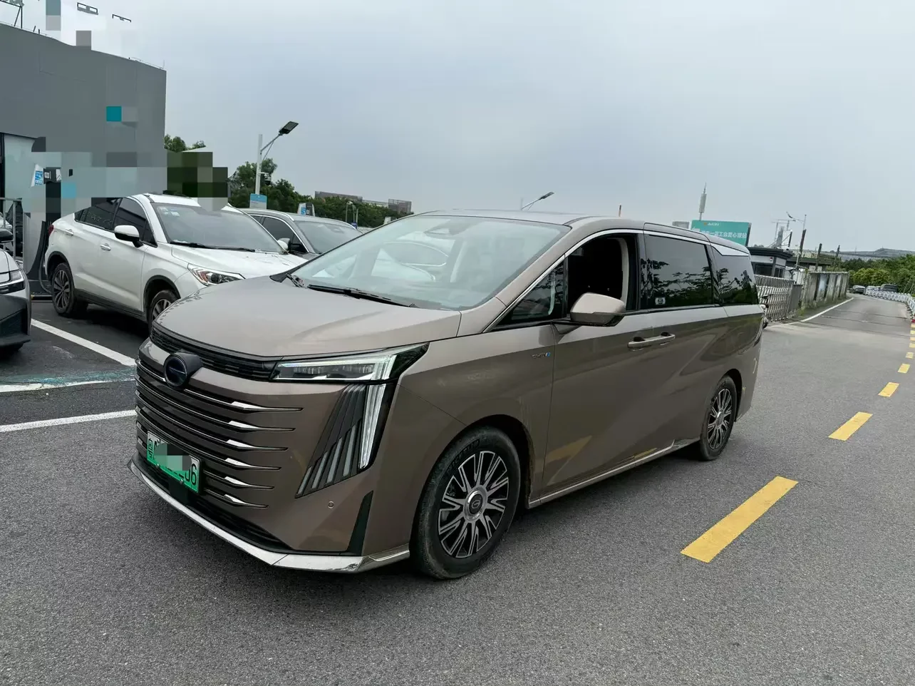 GAC Trumpchi E9 PHEV