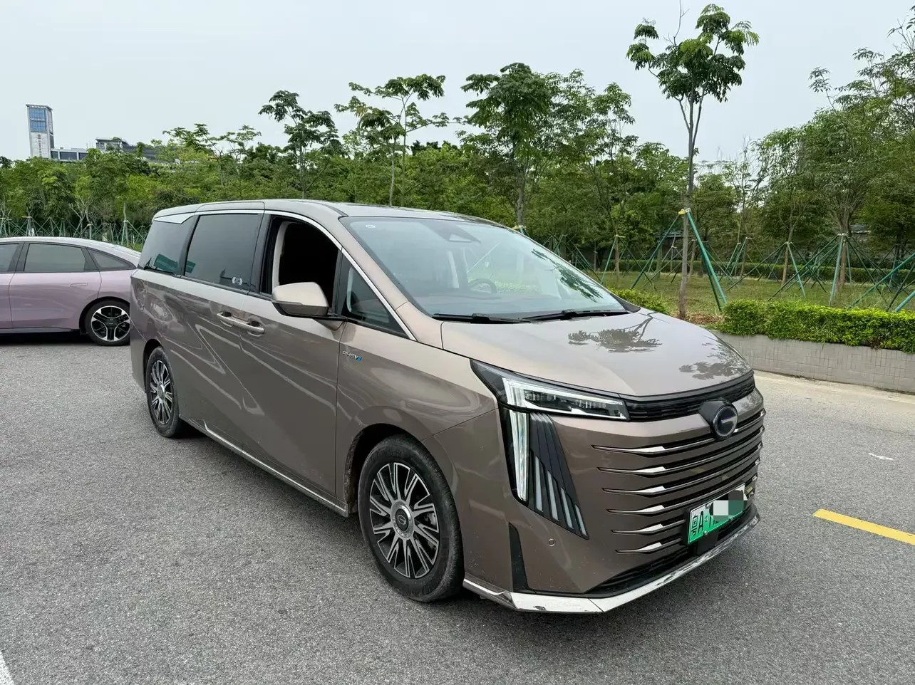 GAC Trumpchi E9 PHEV