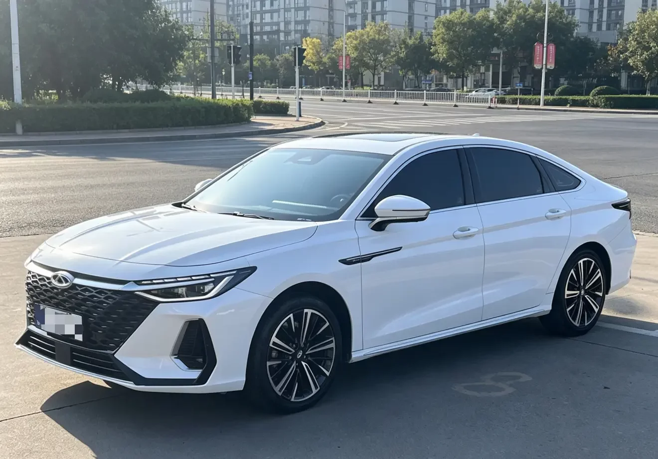 Chery Arrizo 8