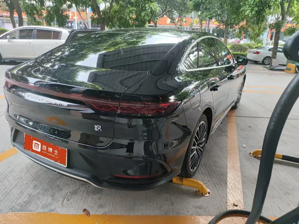 BYD Han EV