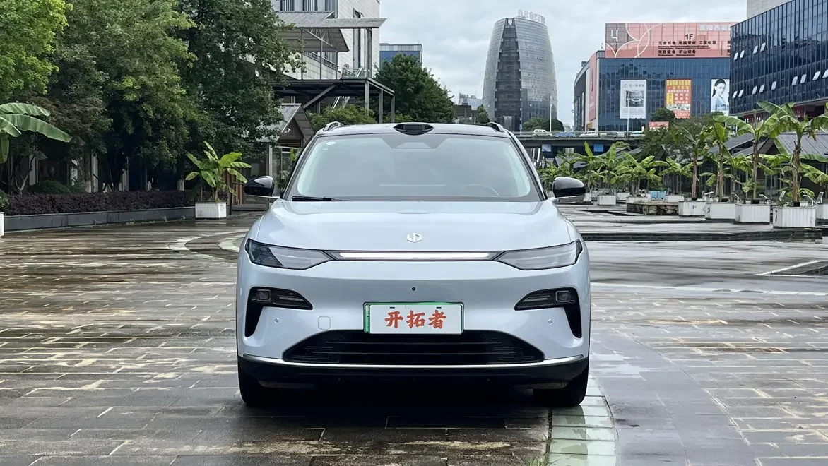 Leapmotor Zero running C11