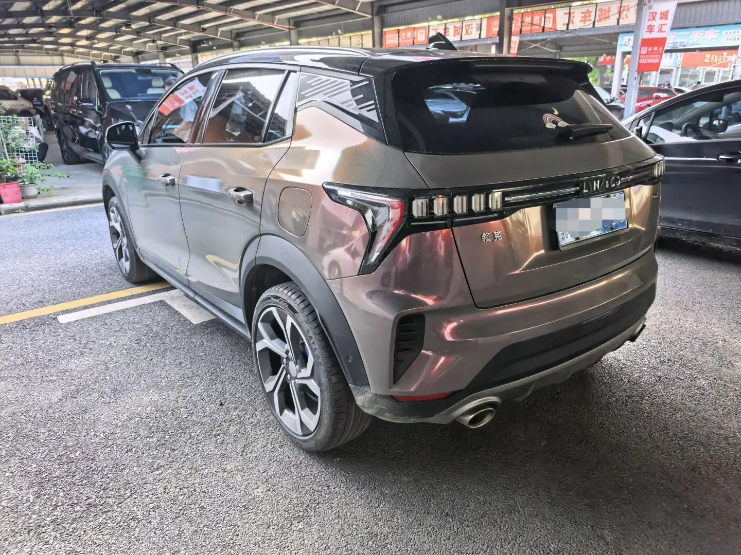 Lynk & Co 06