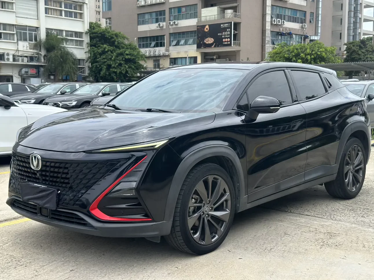 Changan UNI-T  из Китая