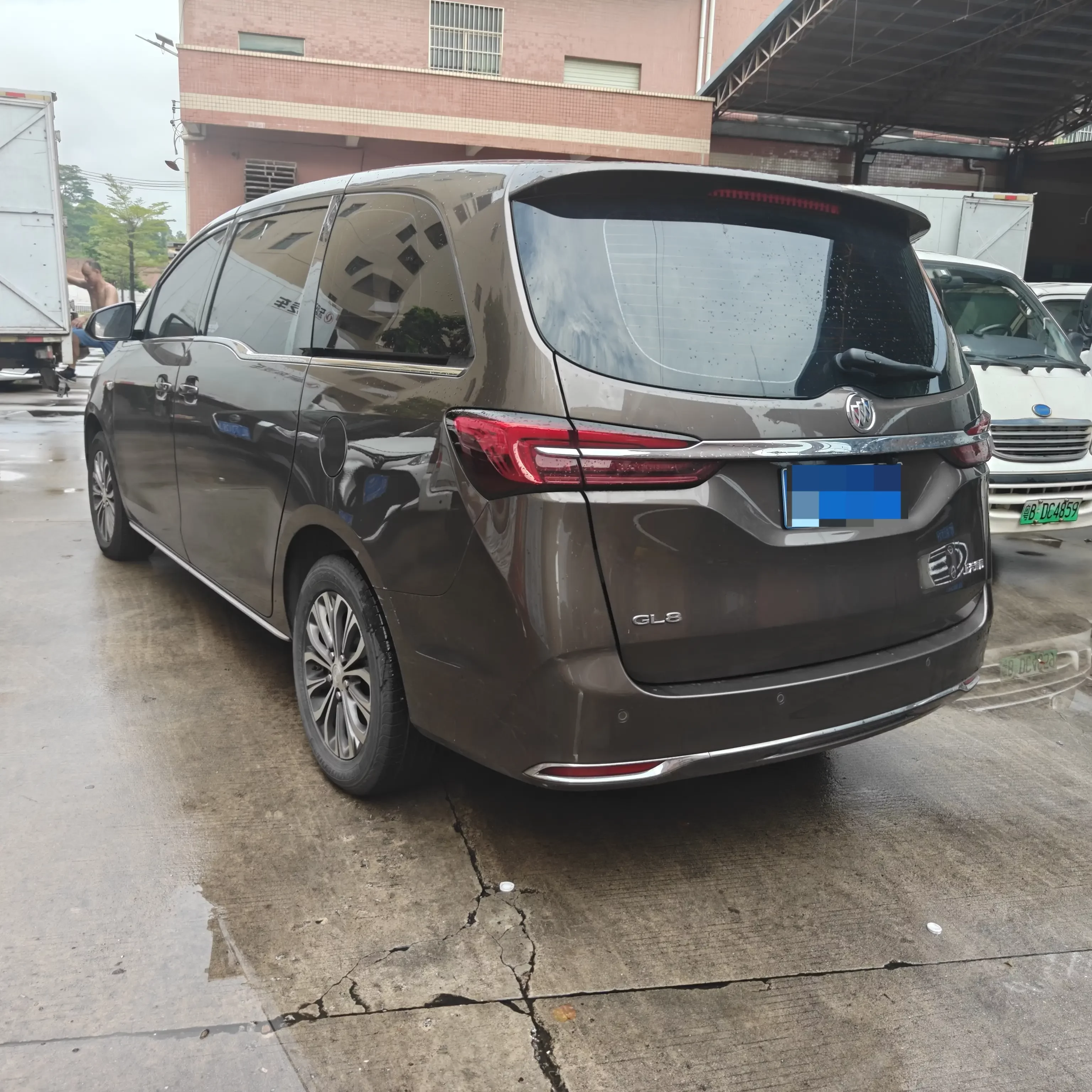 Buick GL8
