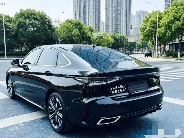 Chery Arrizo 8