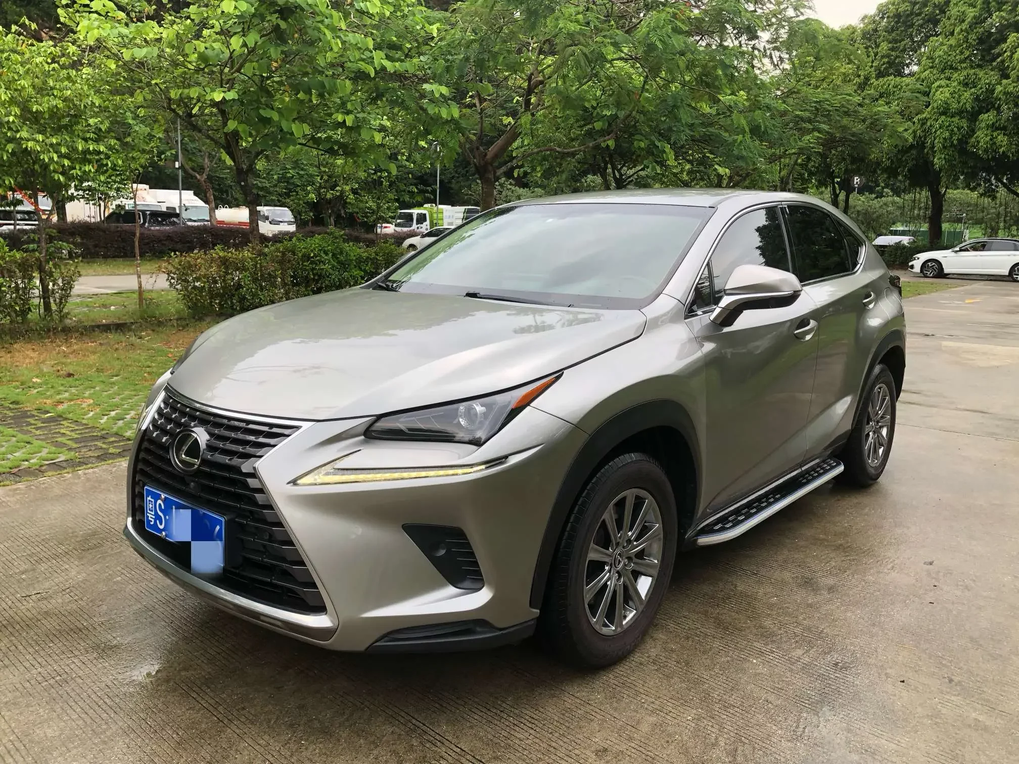 Lexus NX