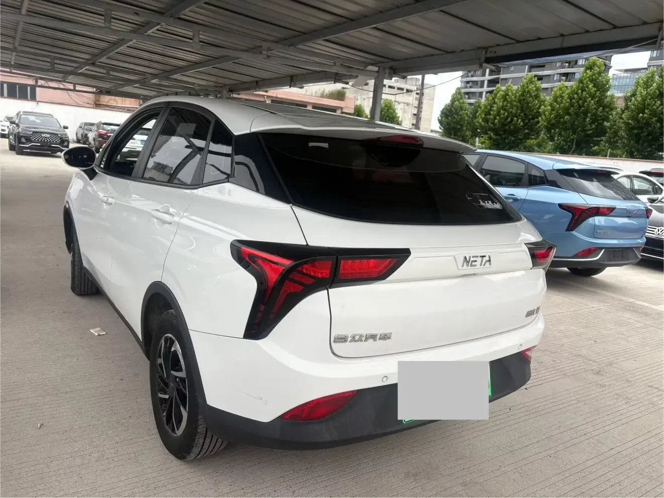 NETA Nezha V