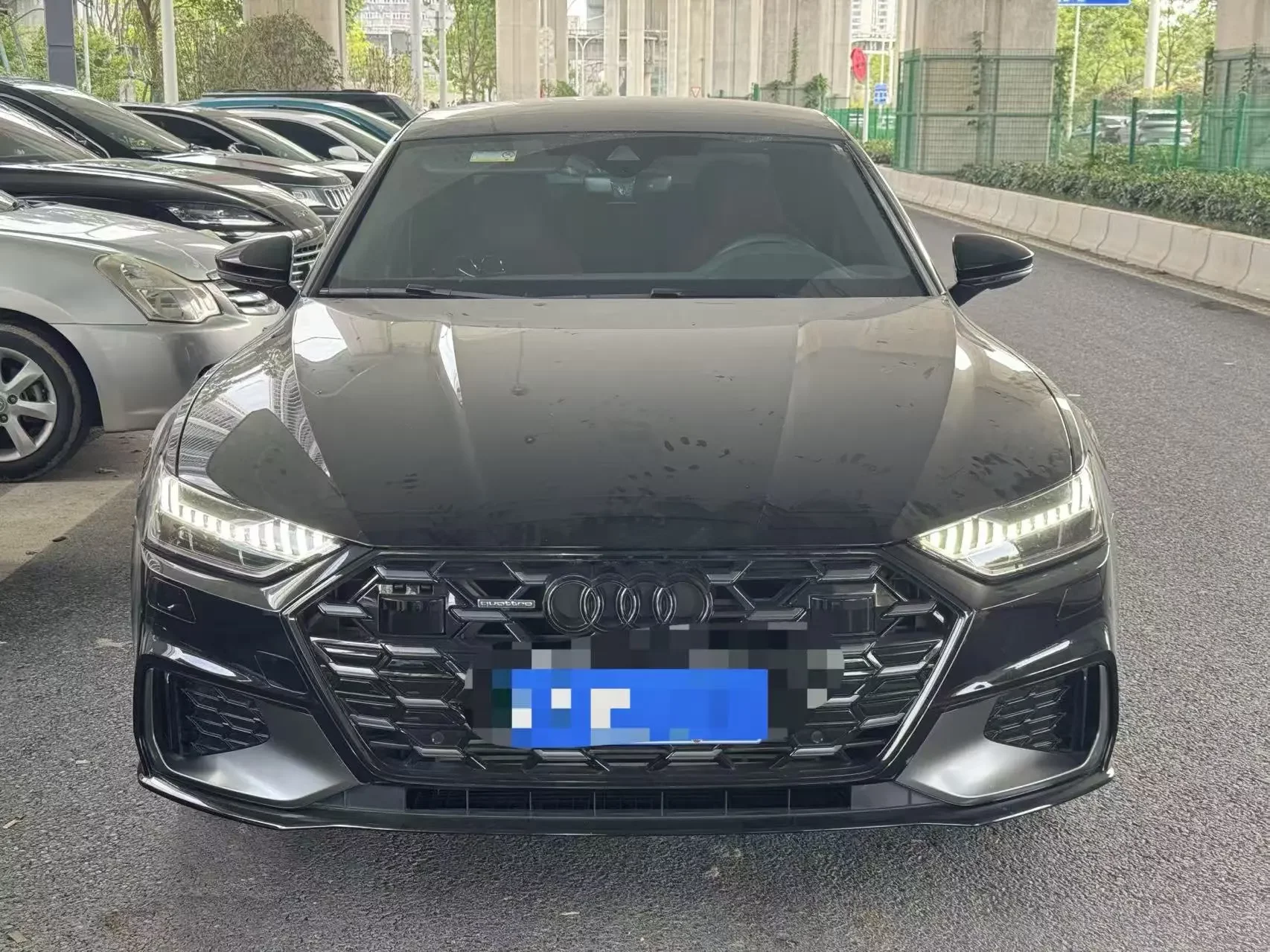 Audi A7L