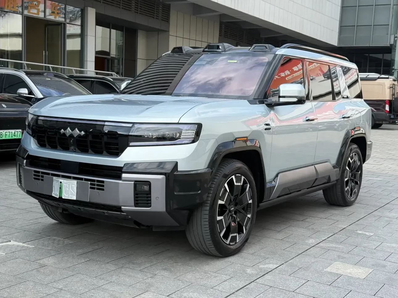 BYD Leopard Leopard 8