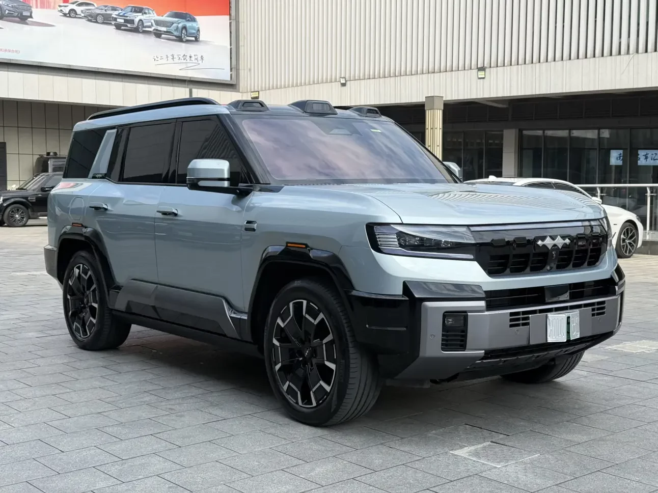 BYD Leopard Leopard 8