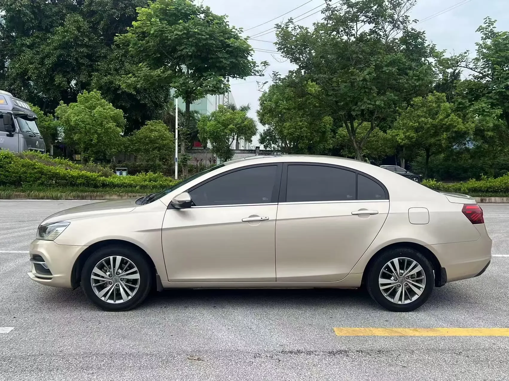 Geely emgrand