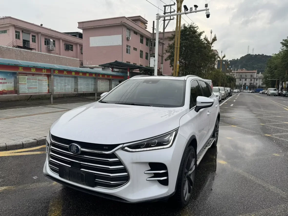 BYD Tang DM
