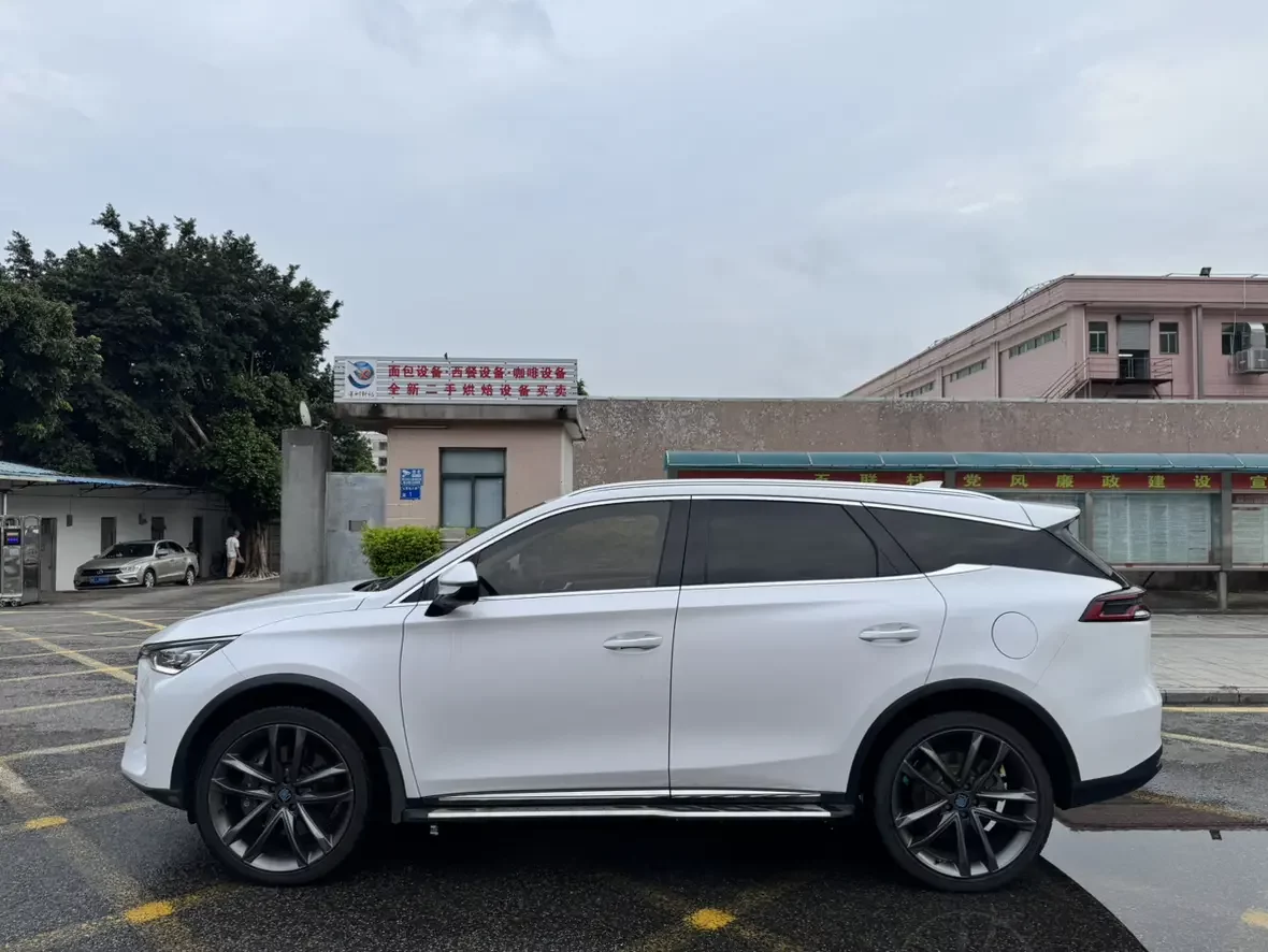 BYD Tang DM