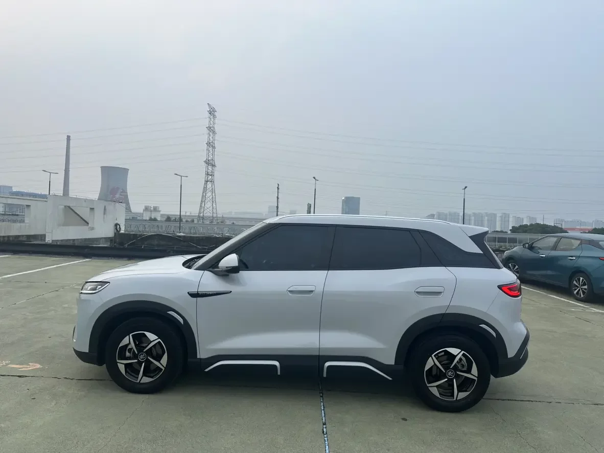BYD Yuan UP
