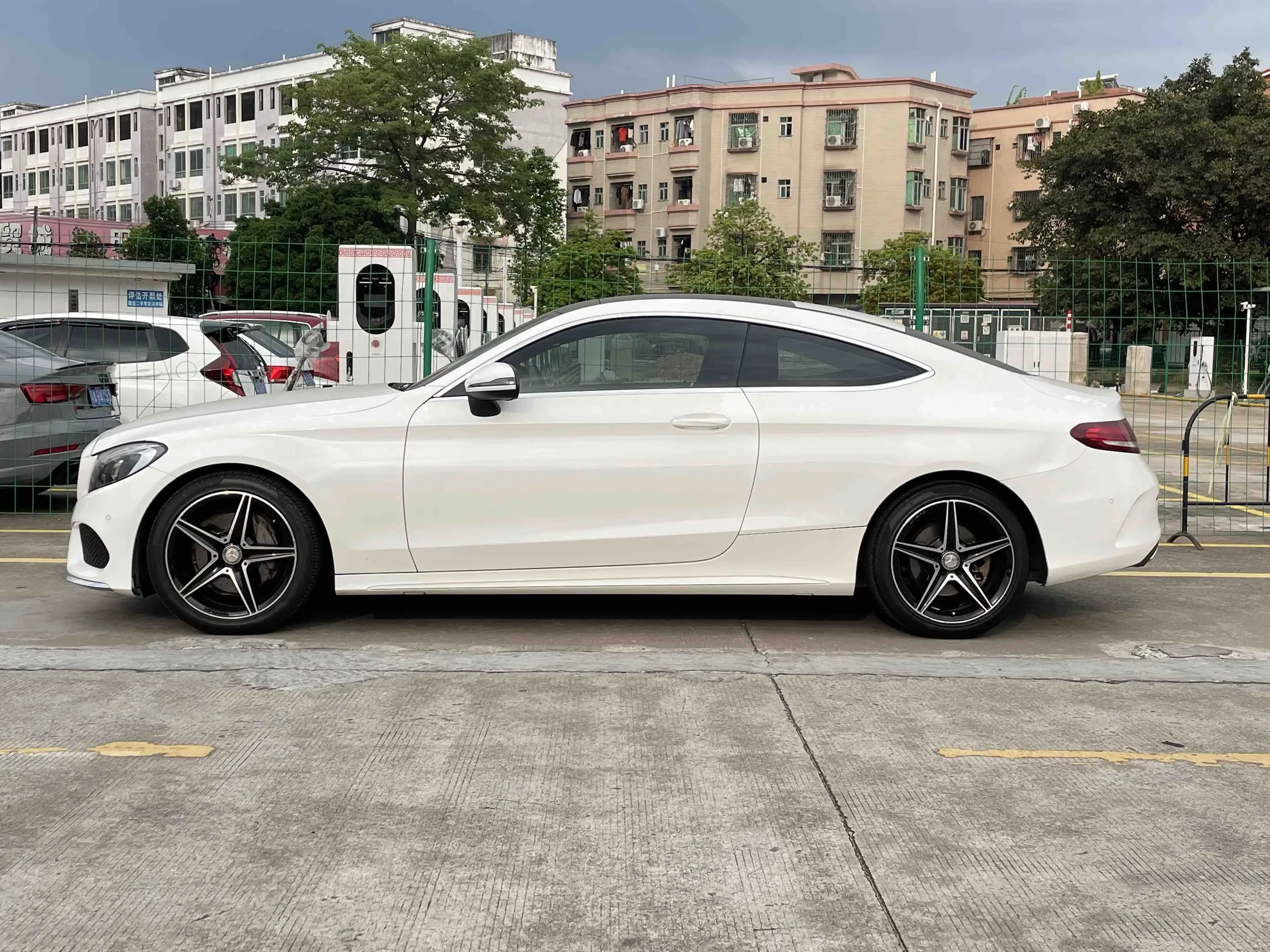 Mercedes-Benz C-Class