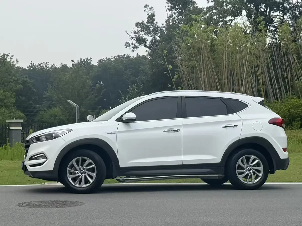Hyundai Tucson L