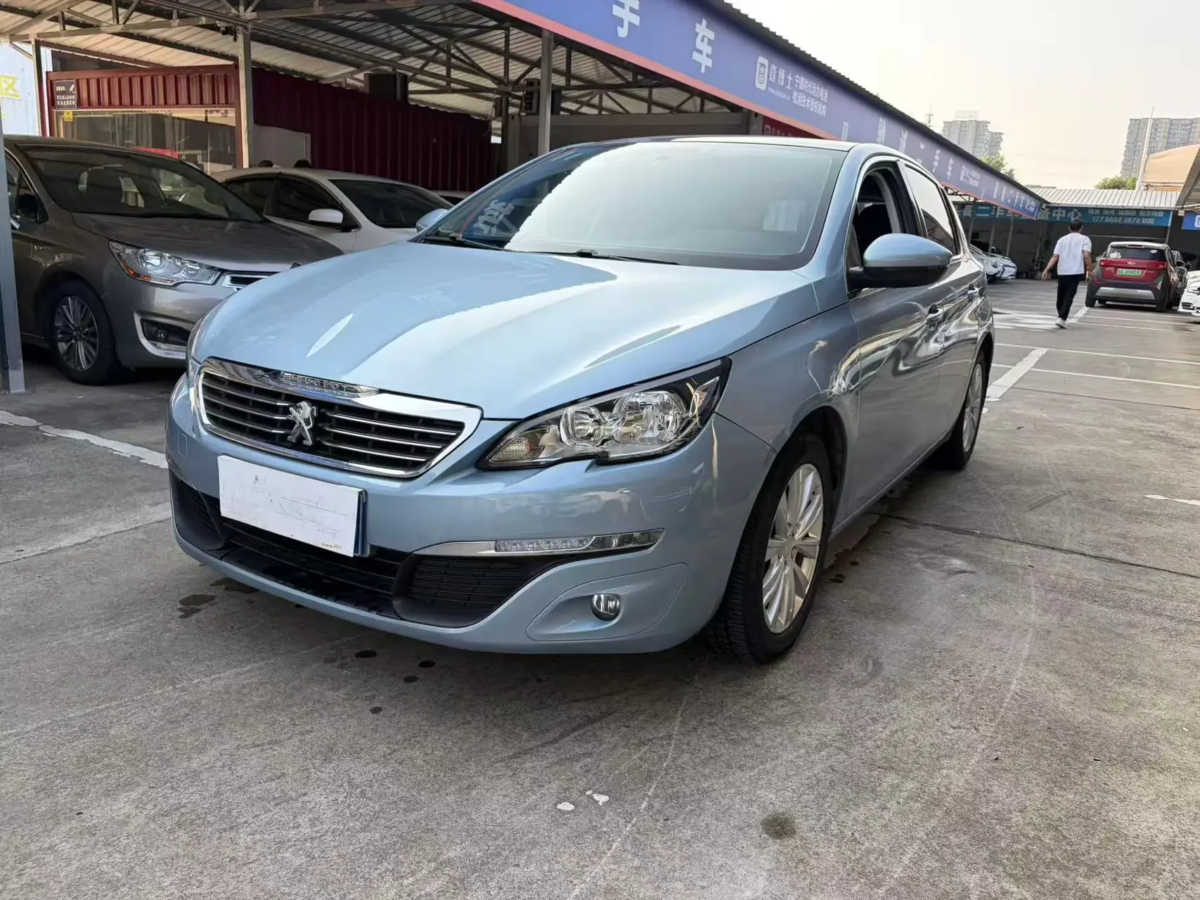 Peugeot 308S