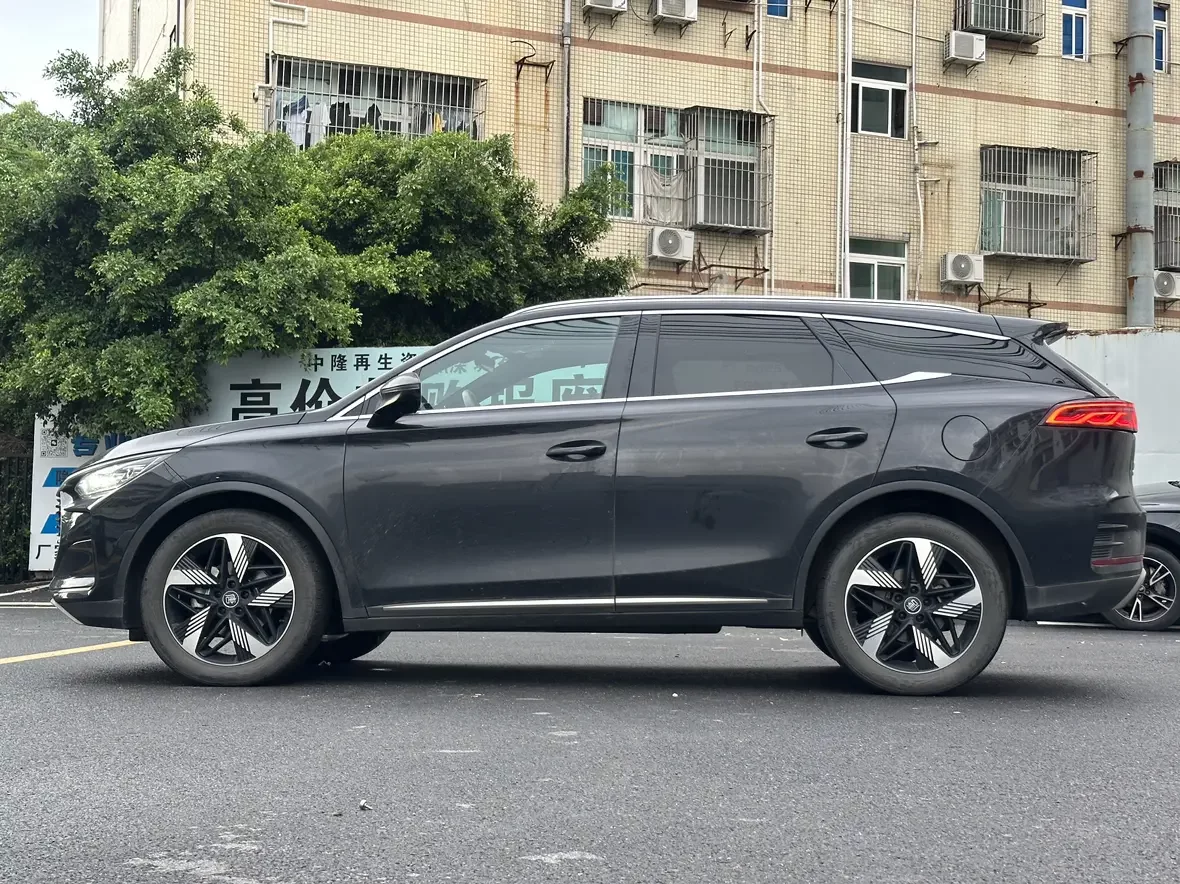 BYD Tang DM