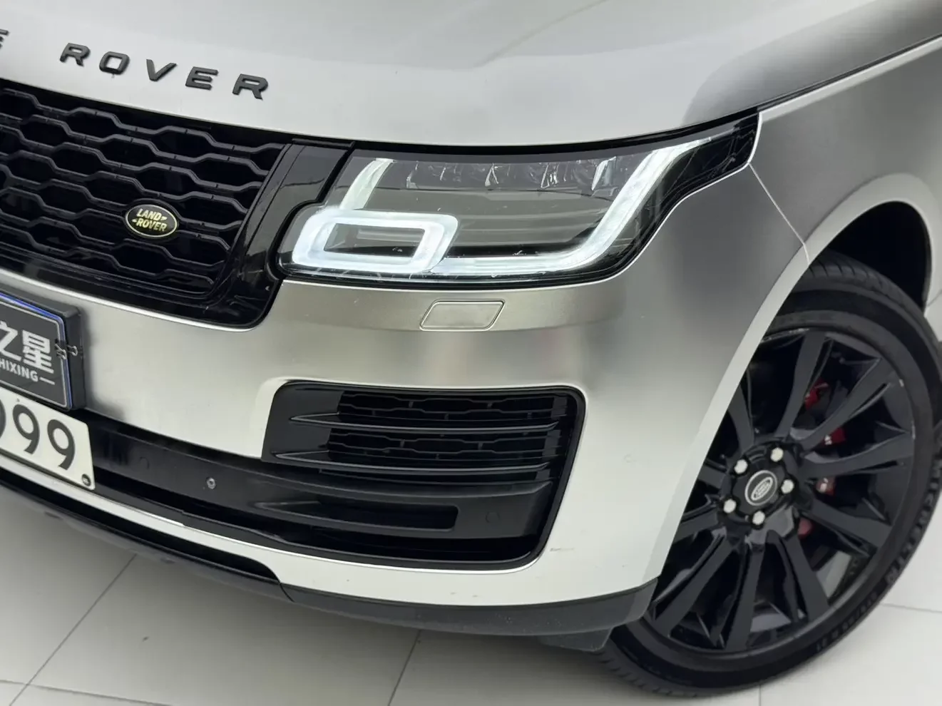 Land Rover range rover