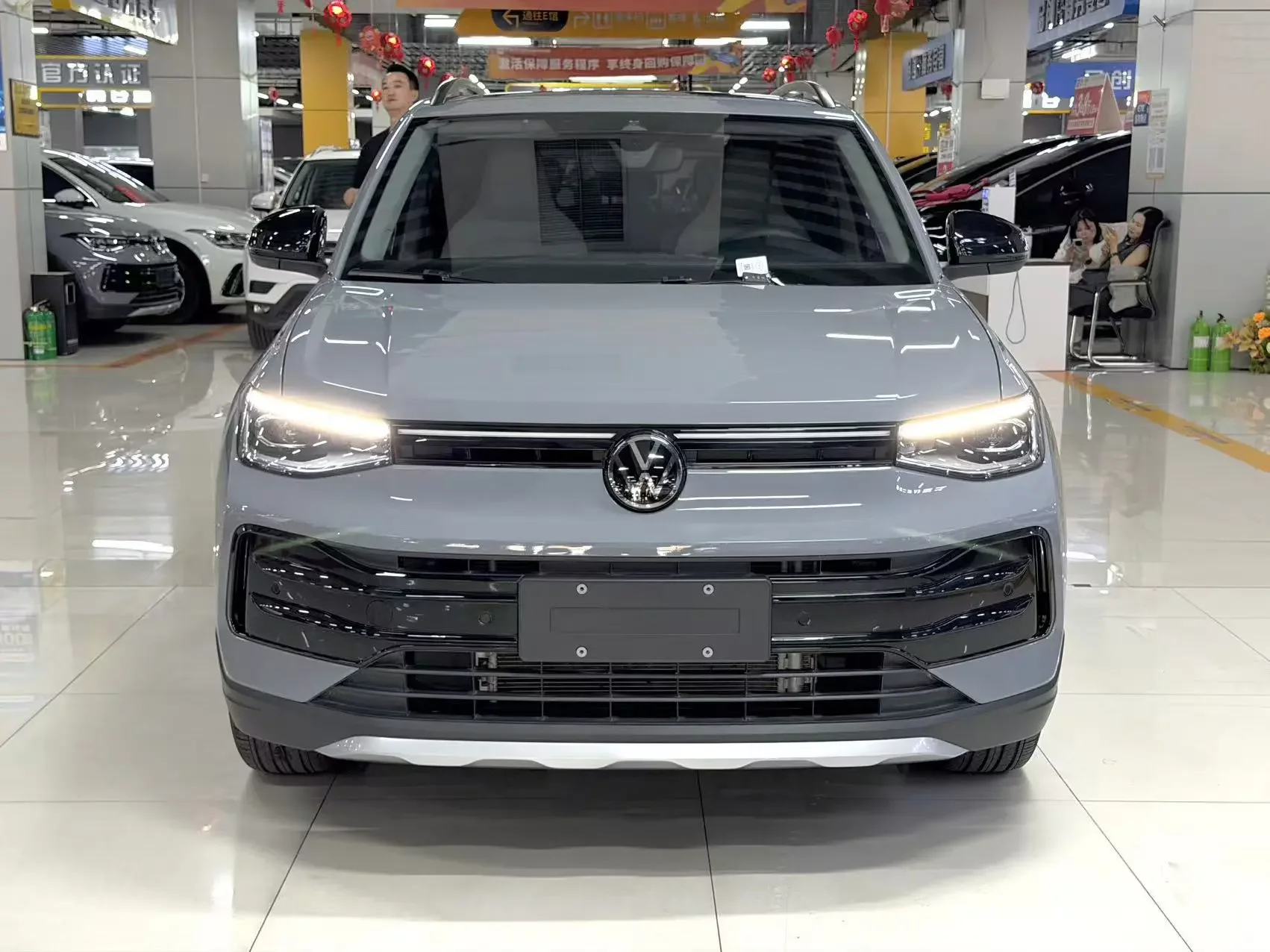 Volkswagen Tharu