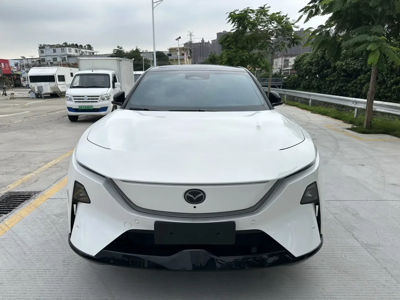 Mazda EZ-60