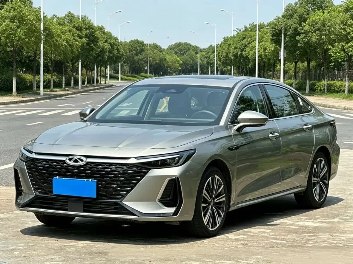 Chery Arrizo 8