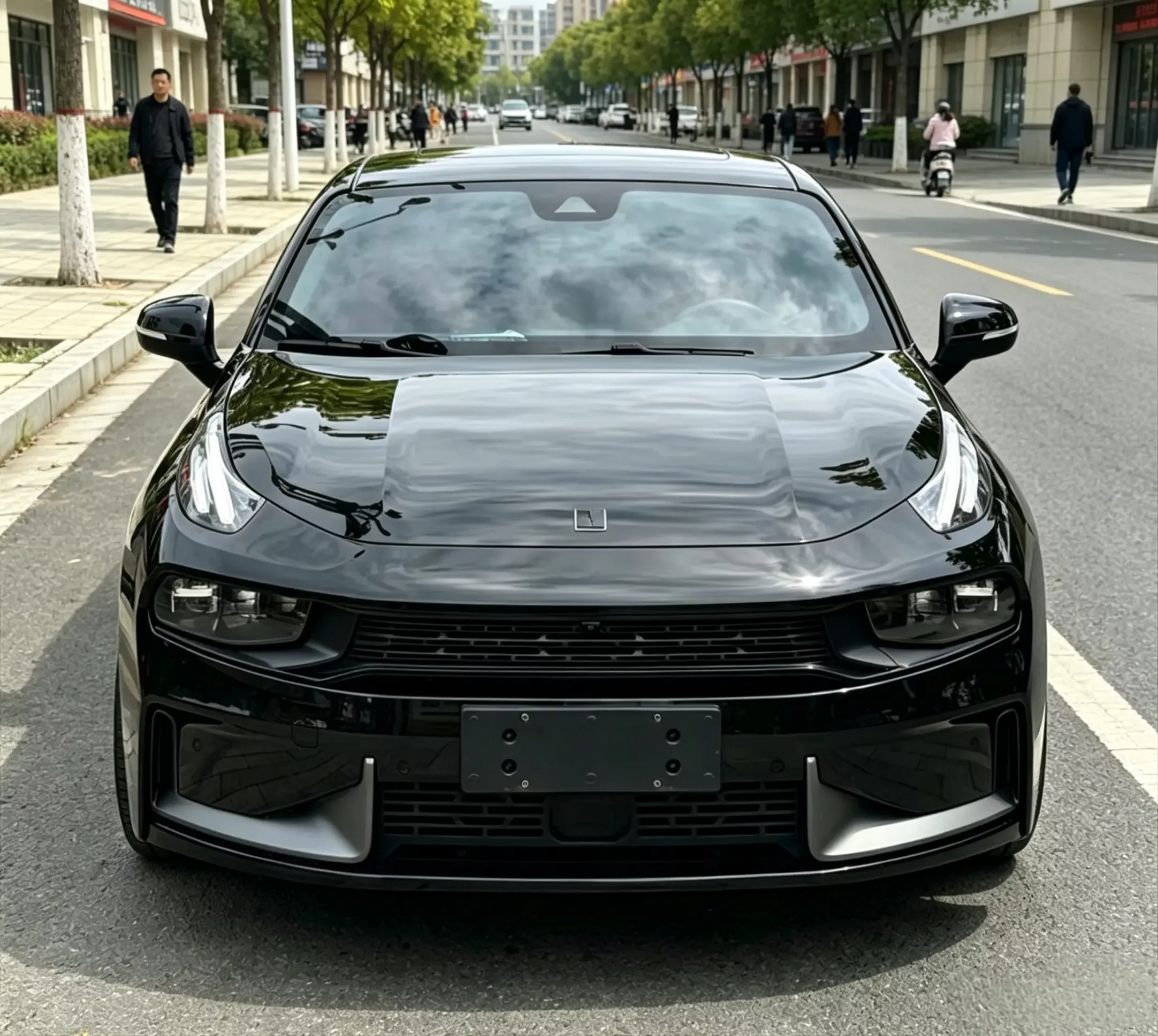 Lynk & Co 03