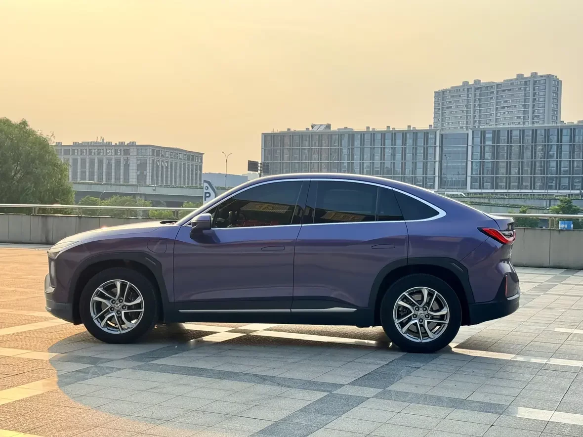 NIO EC6