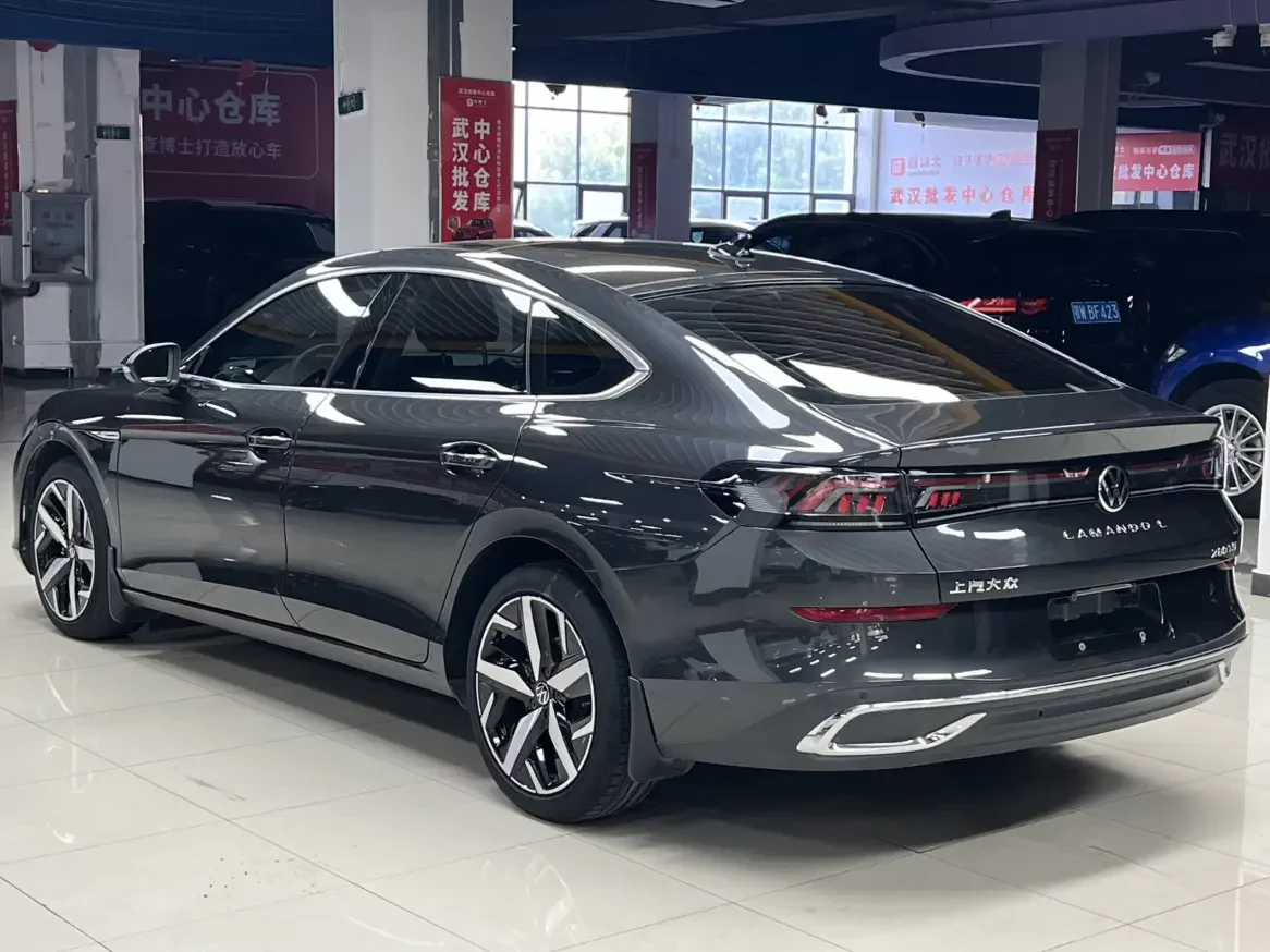 Volkswagen Lamando
