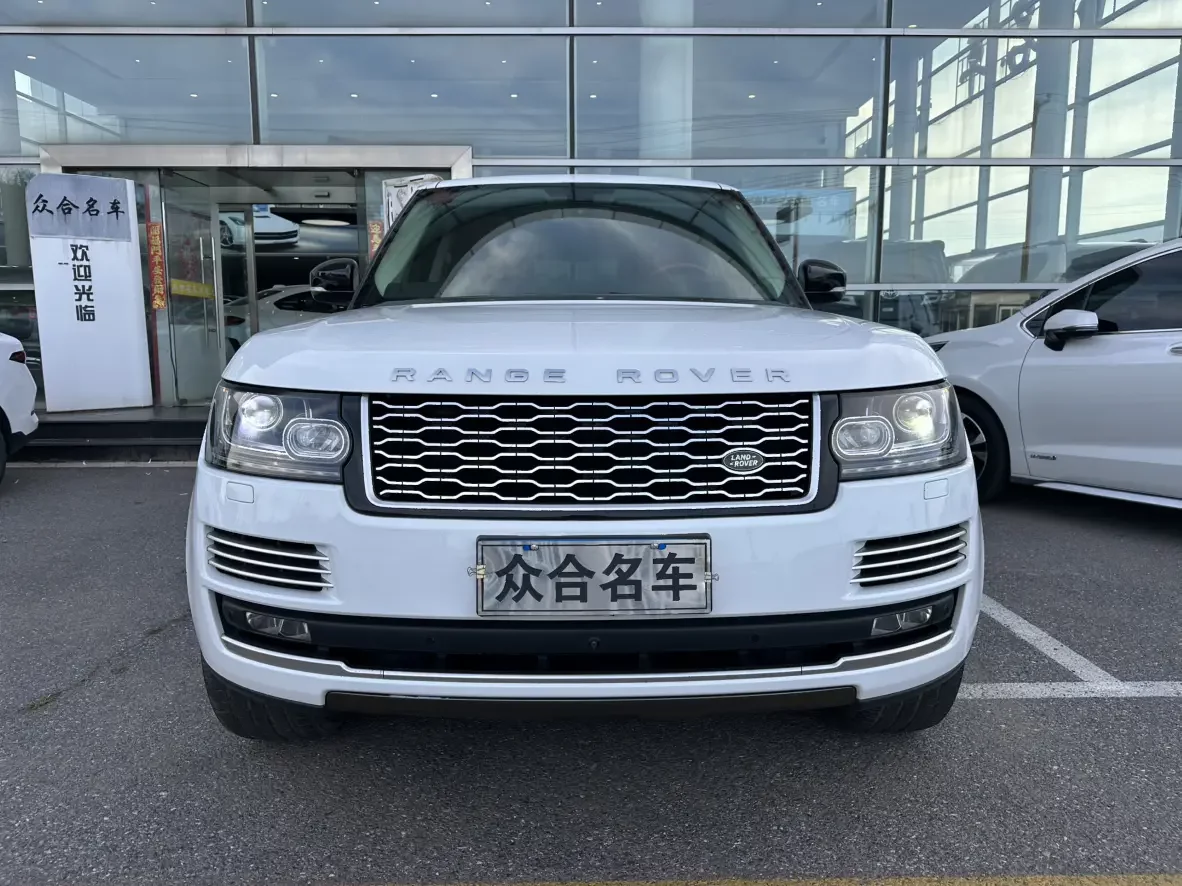 Land Rover range rover