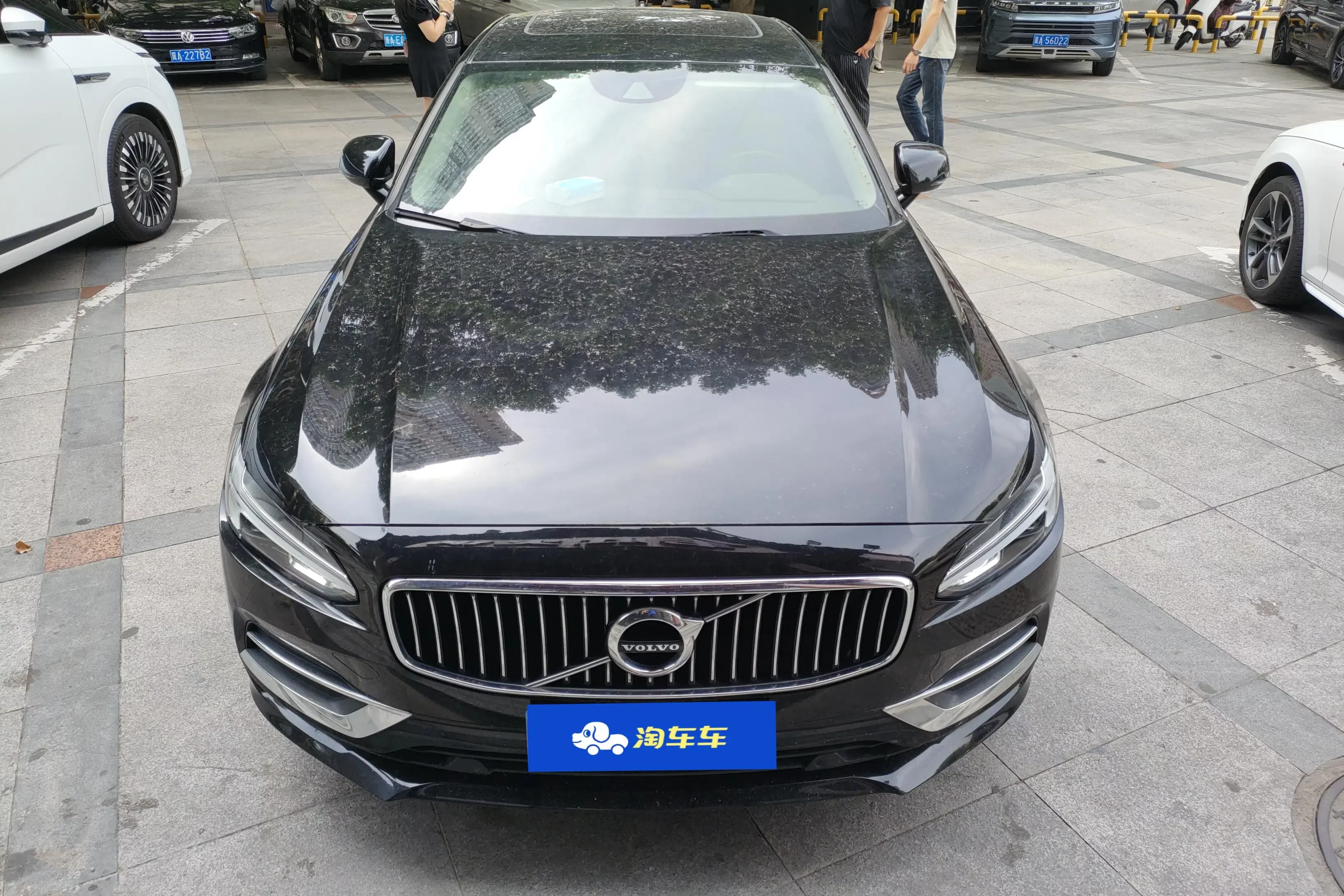 Volvo S90