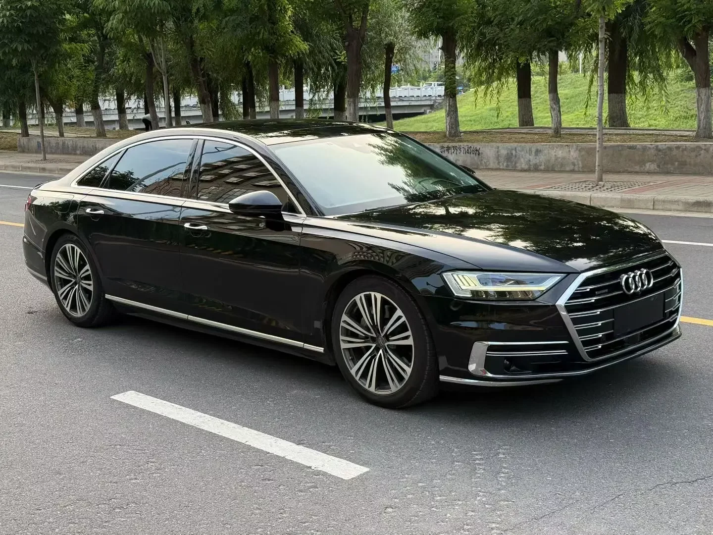 Audi A8