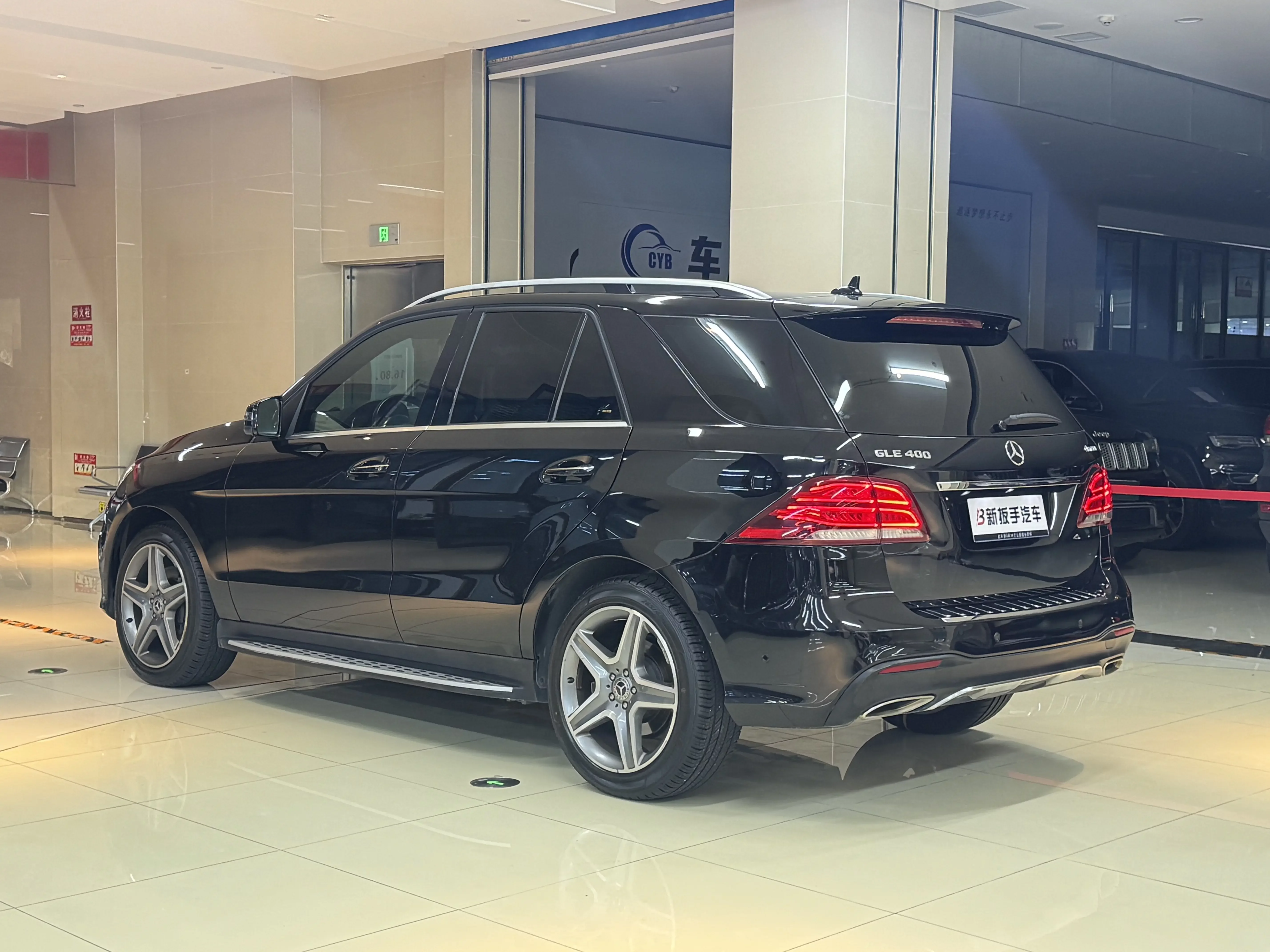 Mercedes-Benz GLE (Imported)