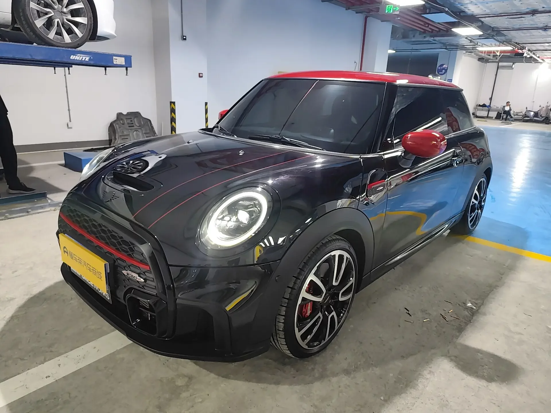 MINI JCW