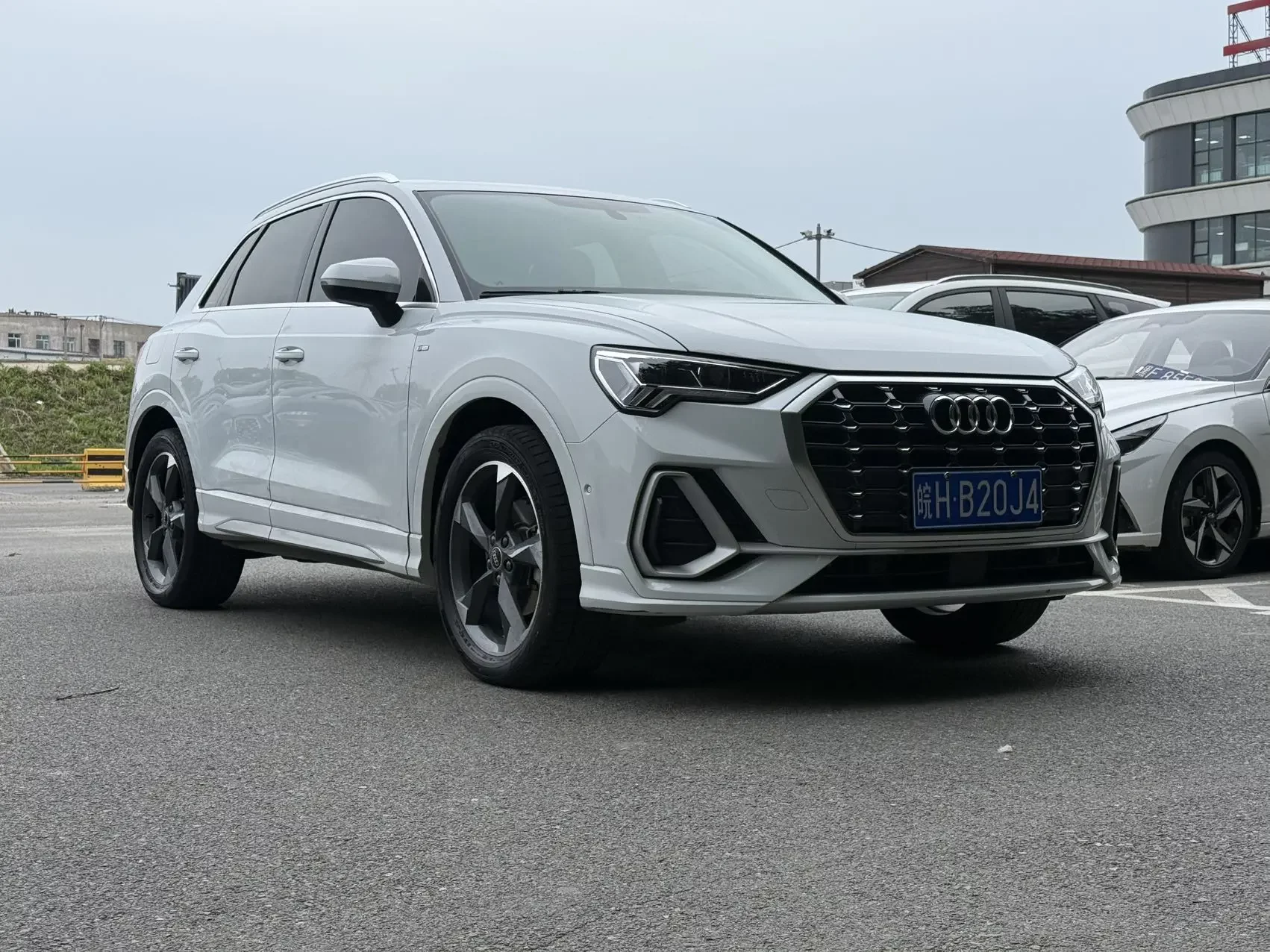 Audi Q3