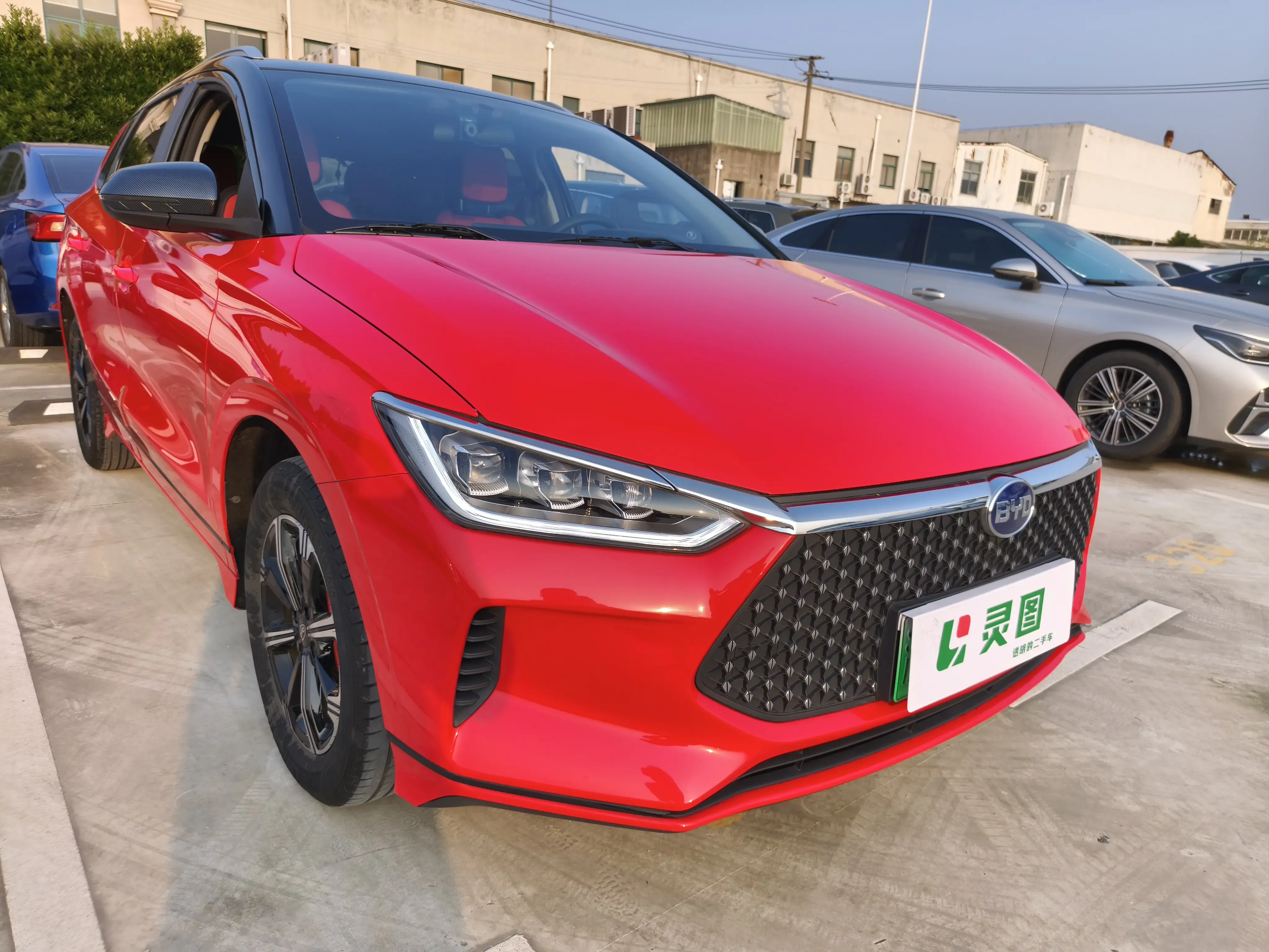 BYD e2