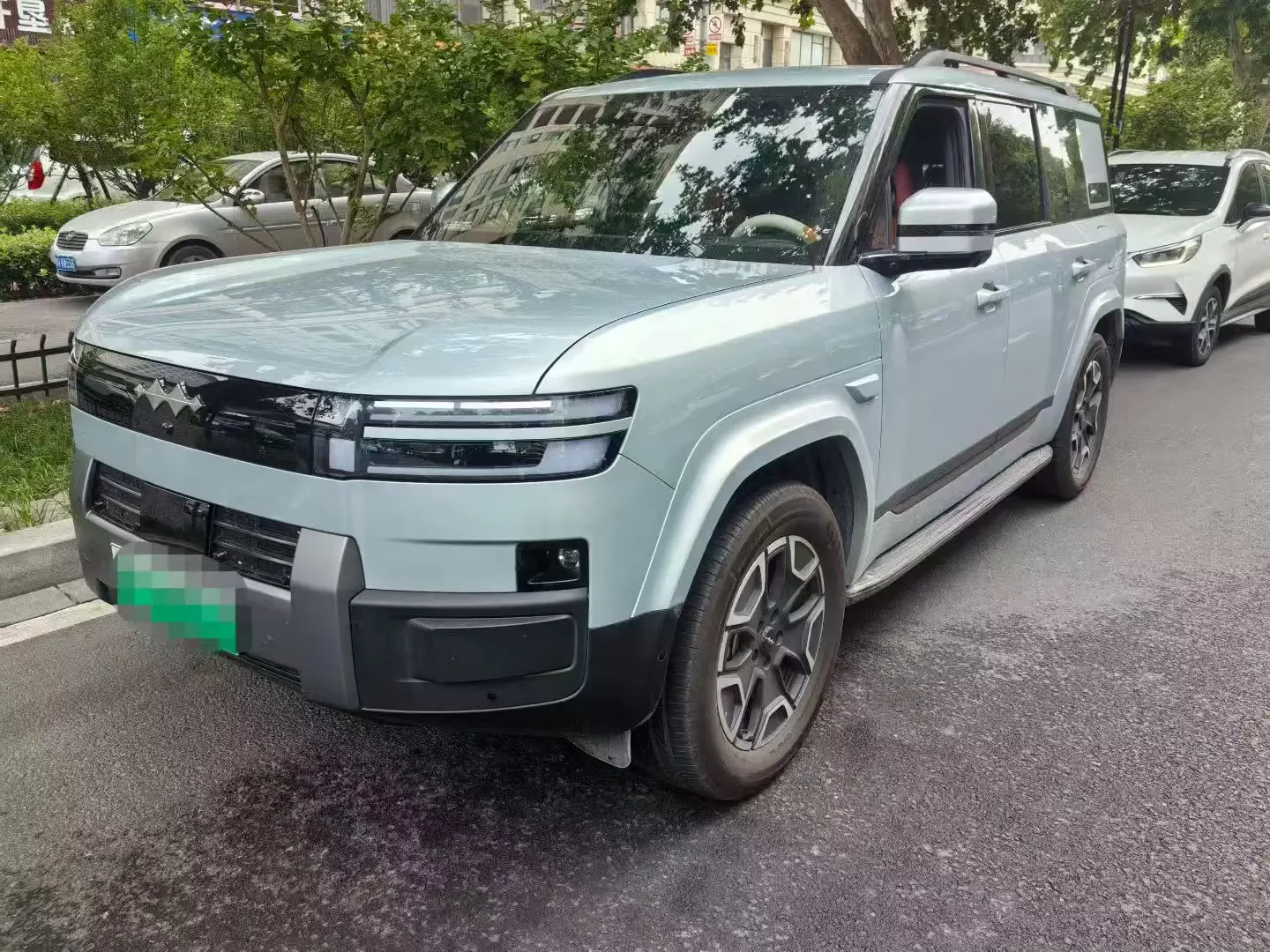 BYD Leopard Titanium 7 PHEV