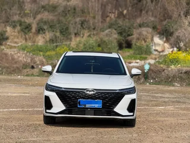 Chery Arrizo 8
