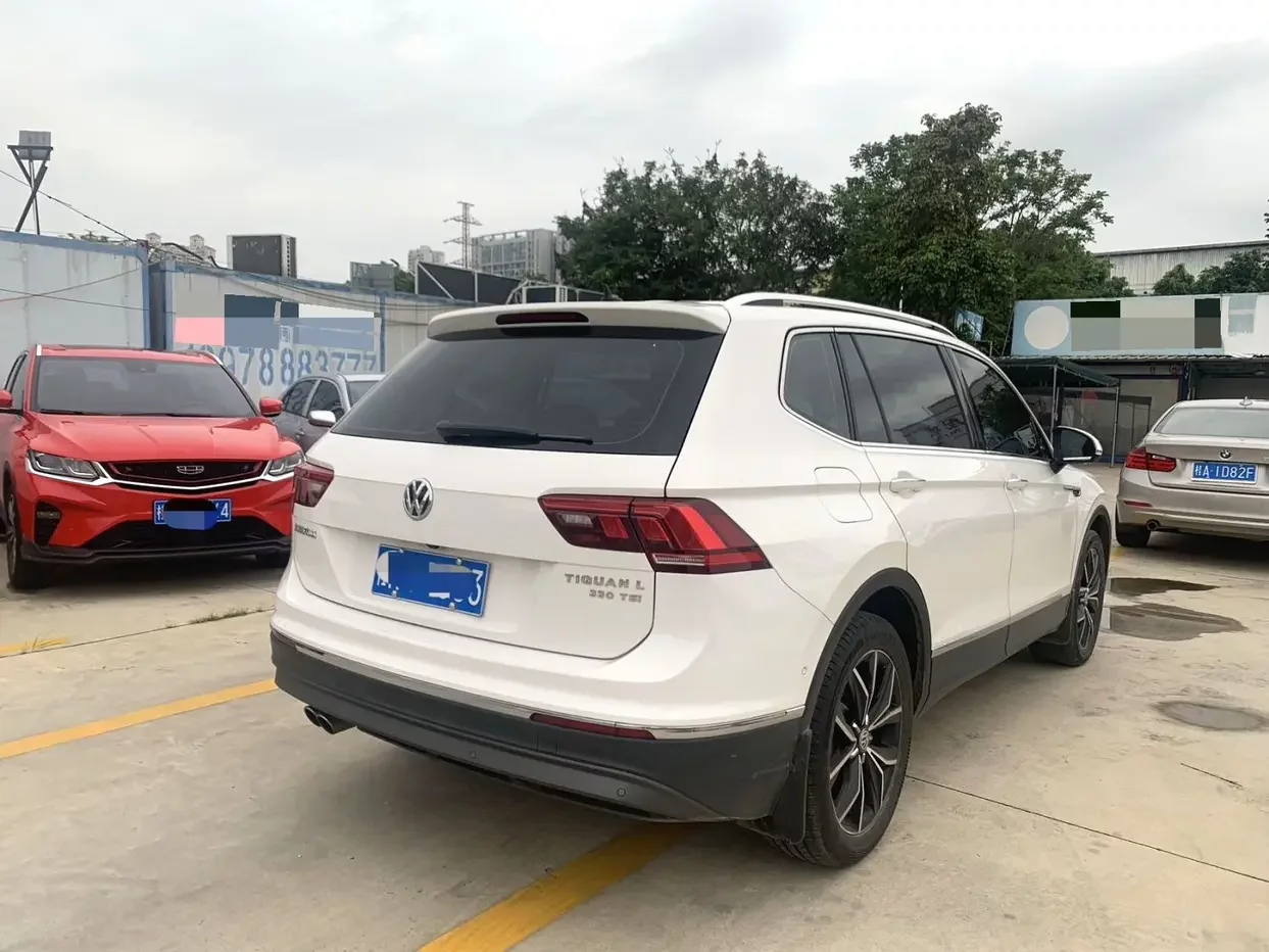 Volkswagen Tiguan L