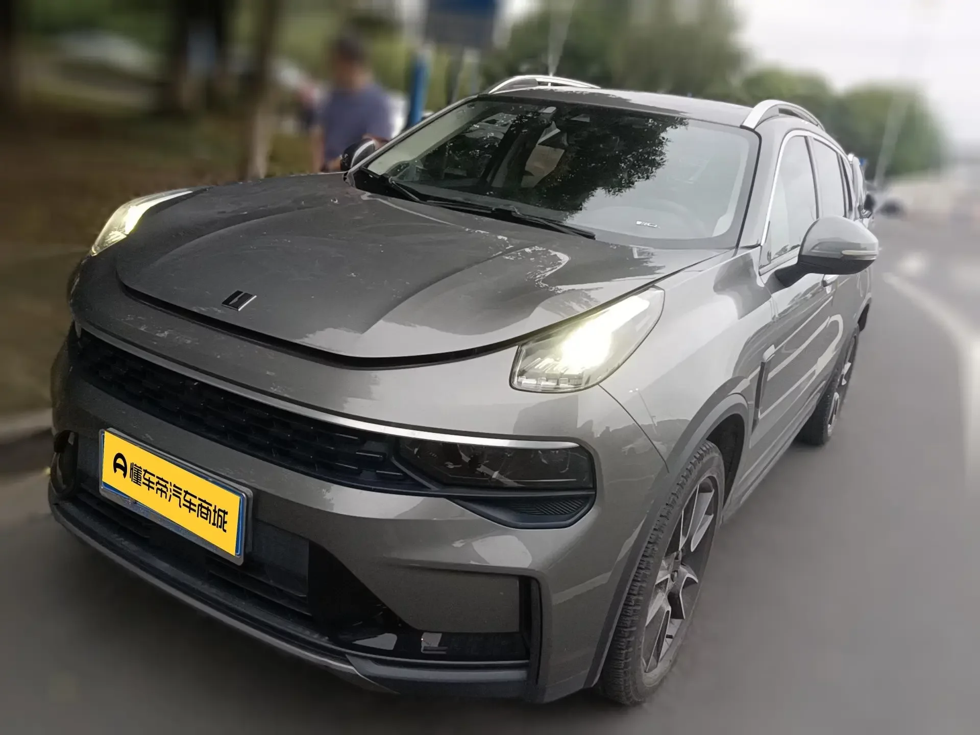 Lynk & Co 01