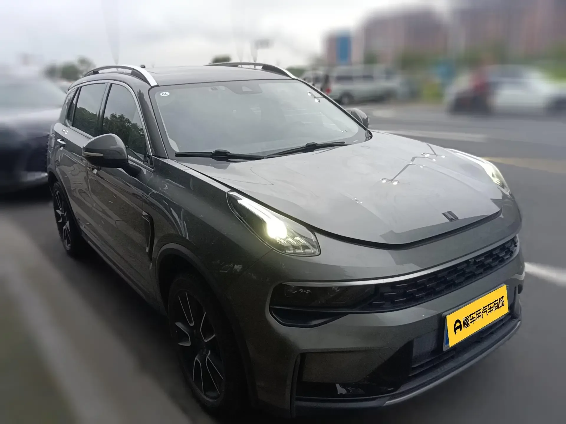 Lynk & Co 01
