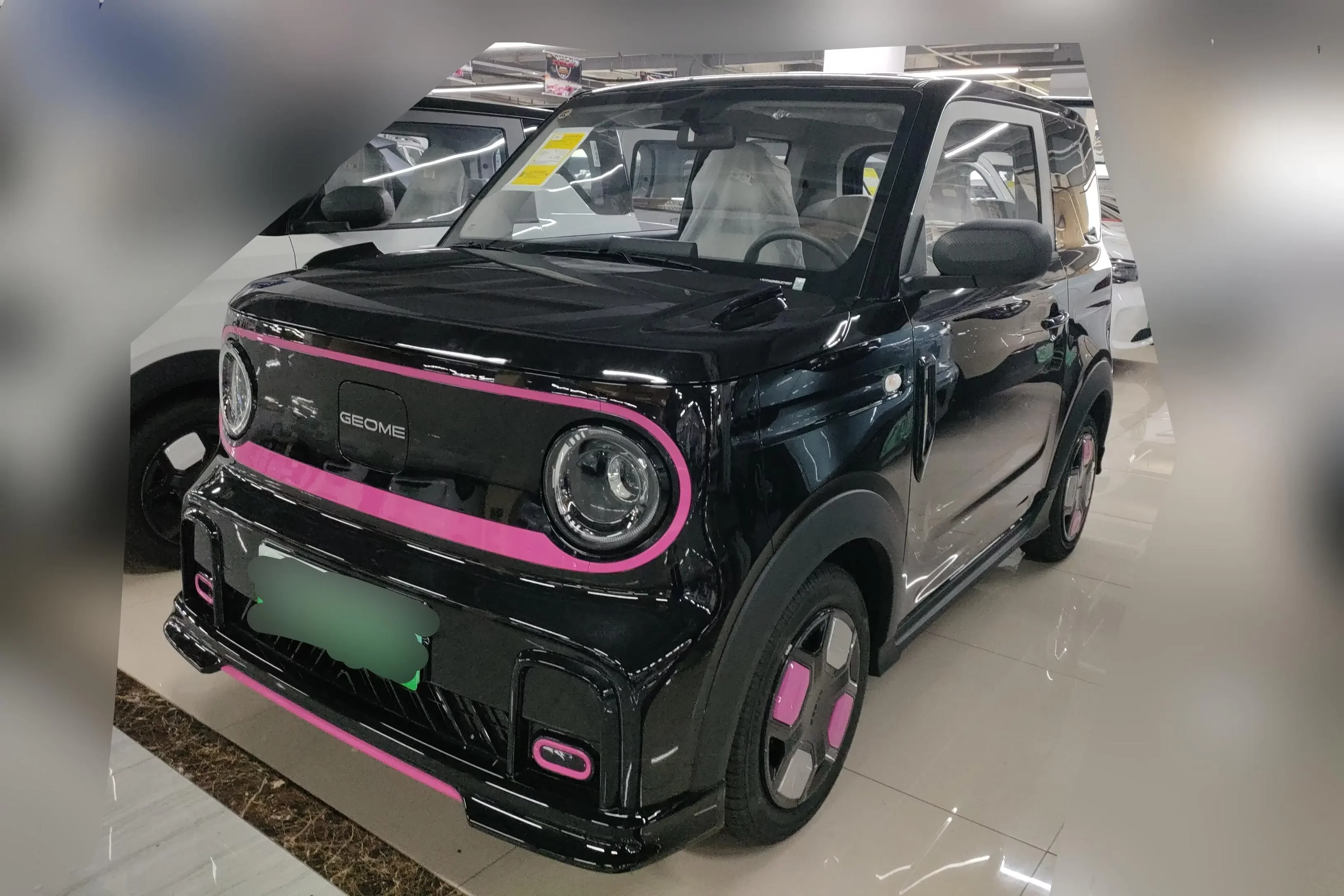 Geely panda