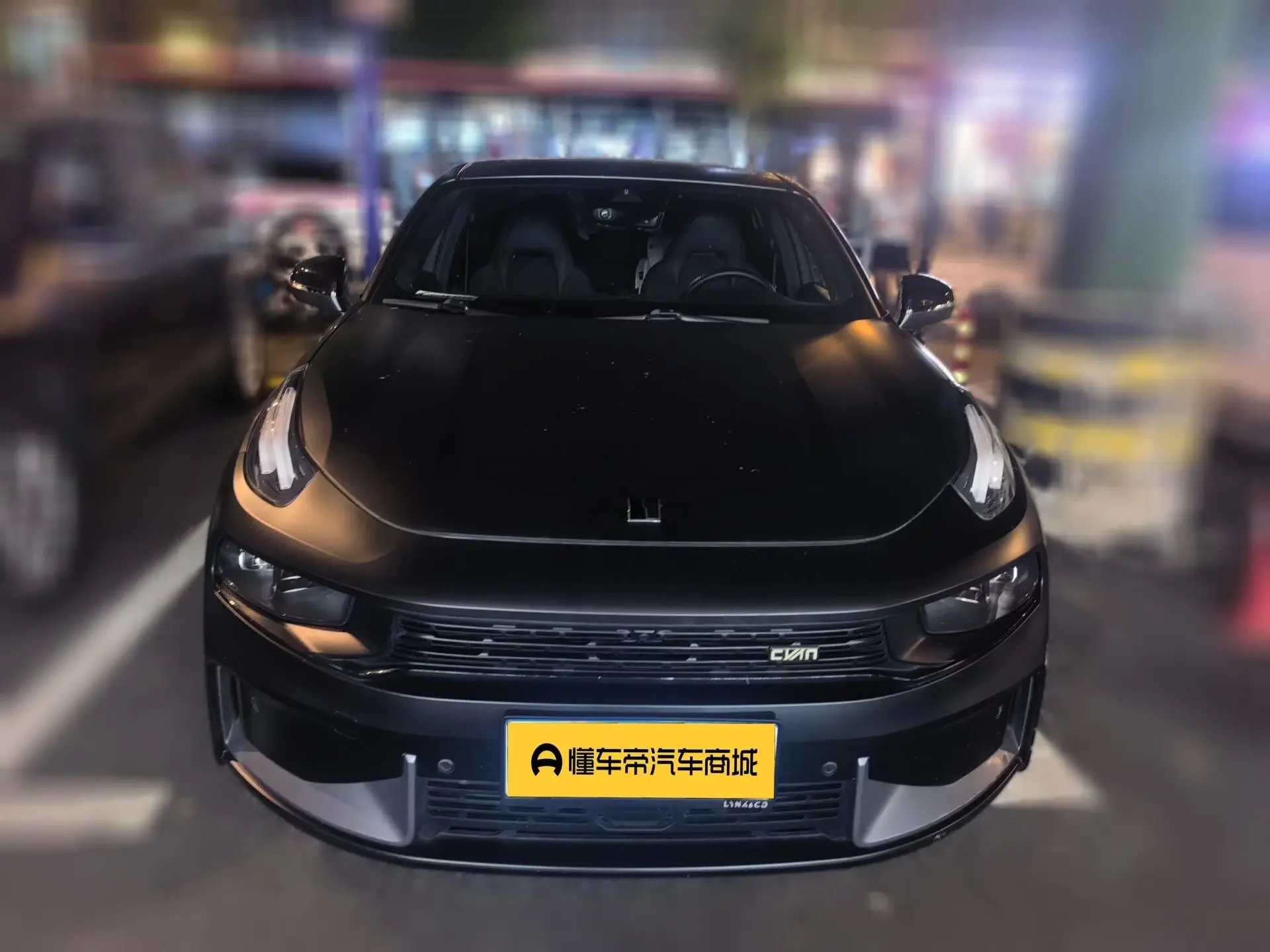 Lynk & Co 03