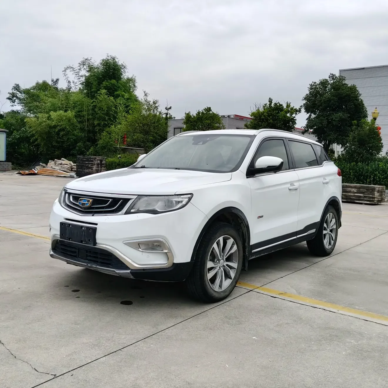 Geely Atlas