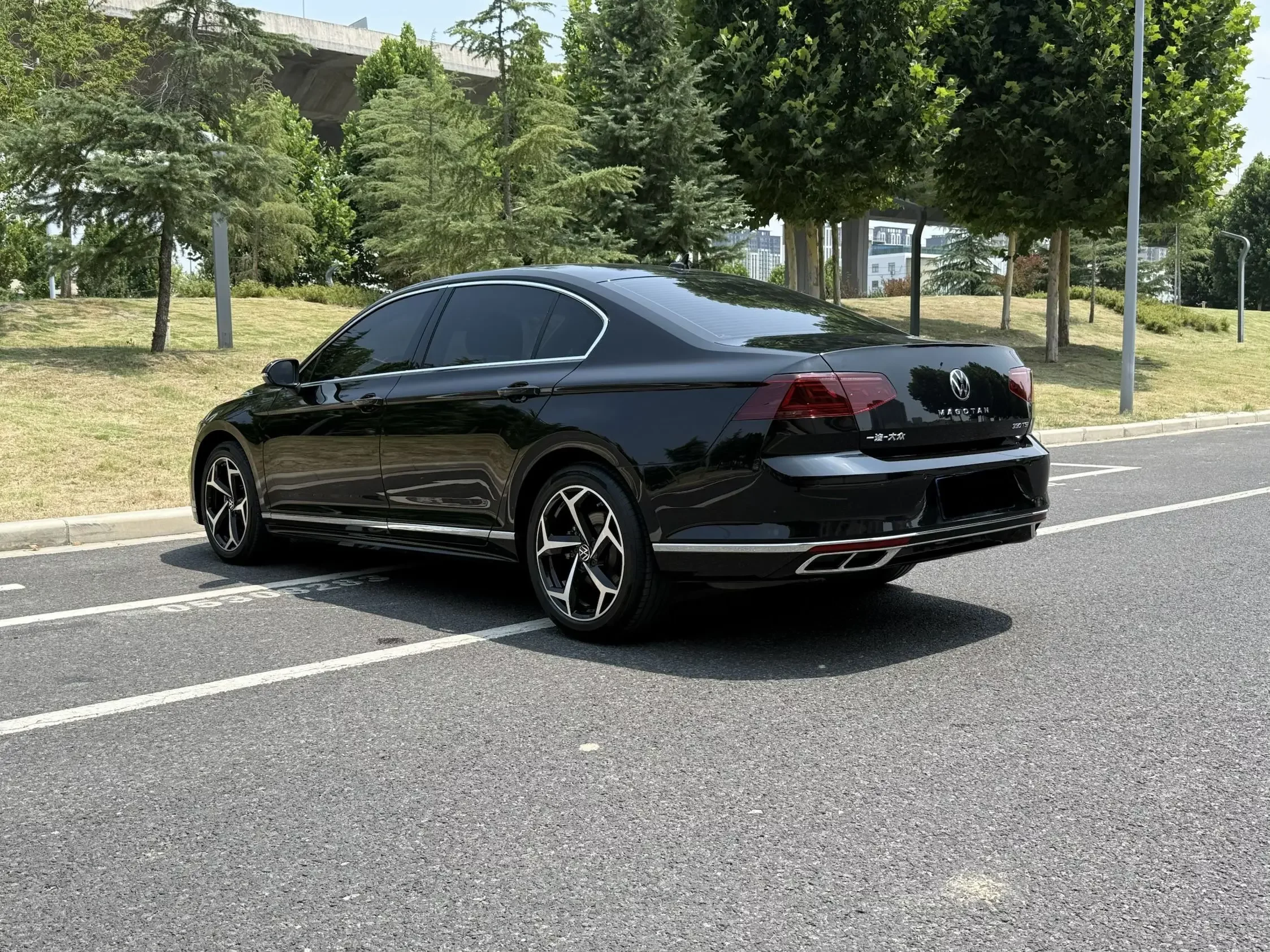 Volkswagen Magotan