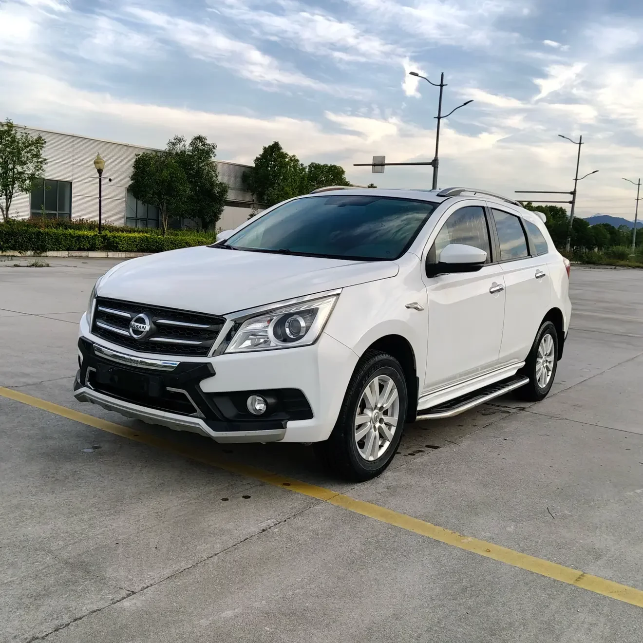 Kai Chen Venucia T70
