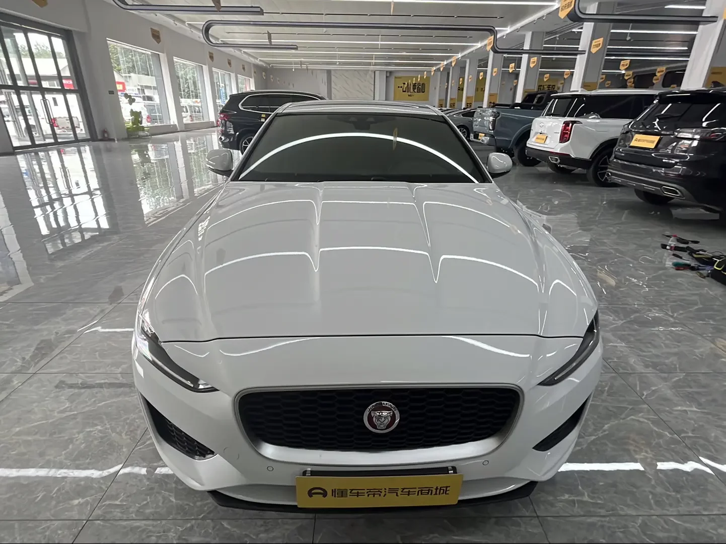 Jaguar XEL