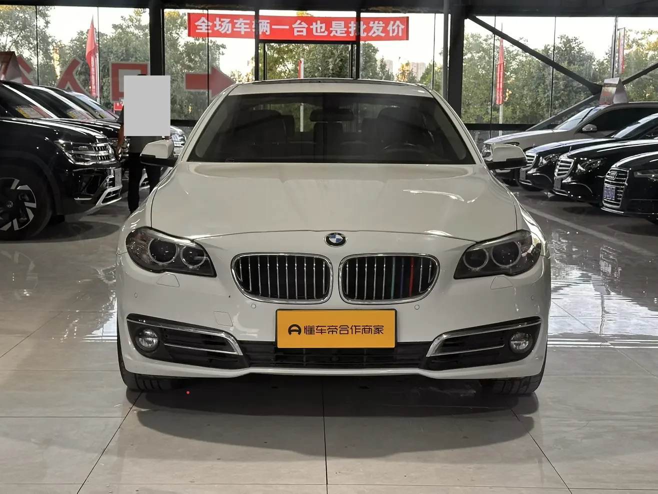 BMW 5 Series  из Китая